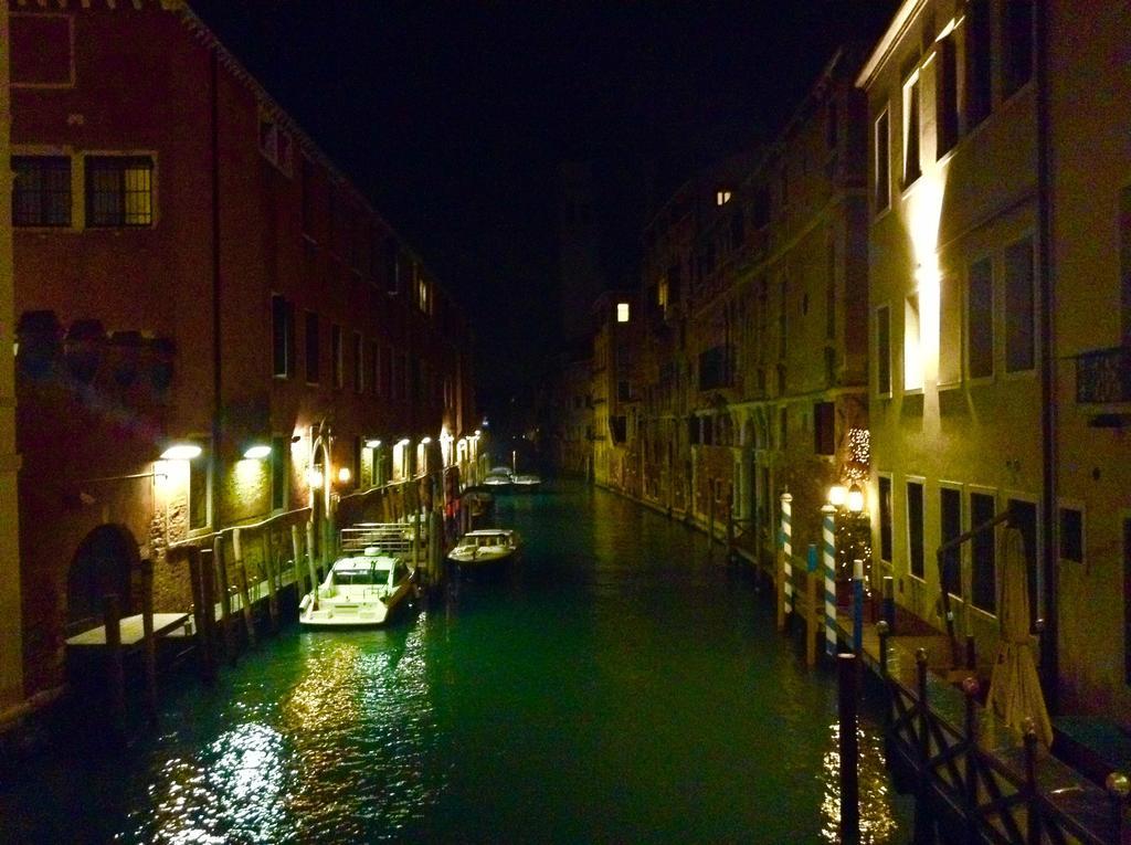 Ca Dei Libri Lejlighed Venedig Eksteriør billede